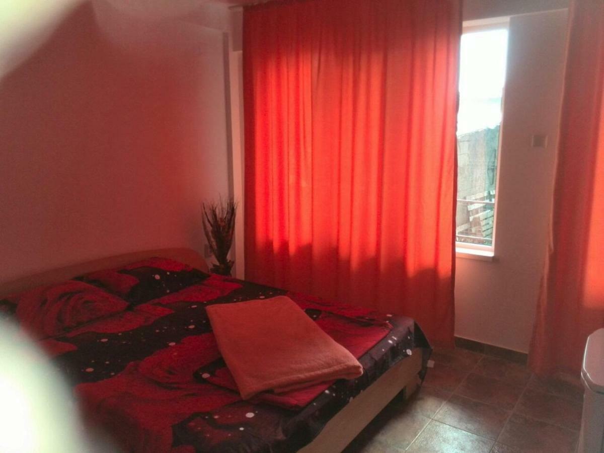 Vila Sol Gemenii Apartment Костинещи Екстериор снимка