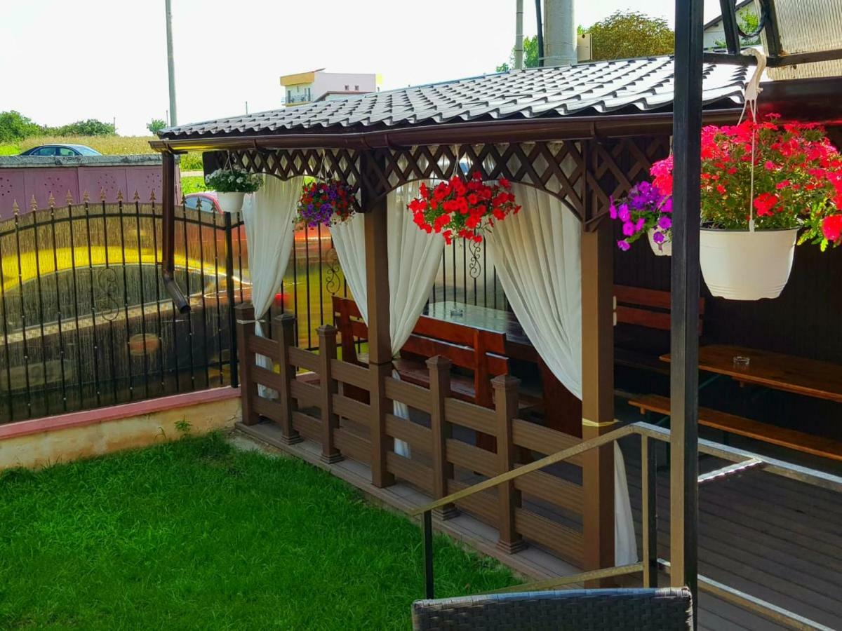 Vila Sol Gemenii Apartment Костинещи Екстериор снимка