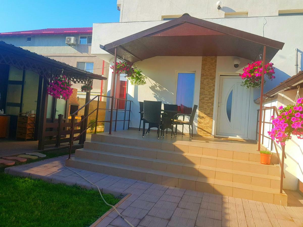 Vila Sol Gemenii Apartment Костинещи Екстериор снимка