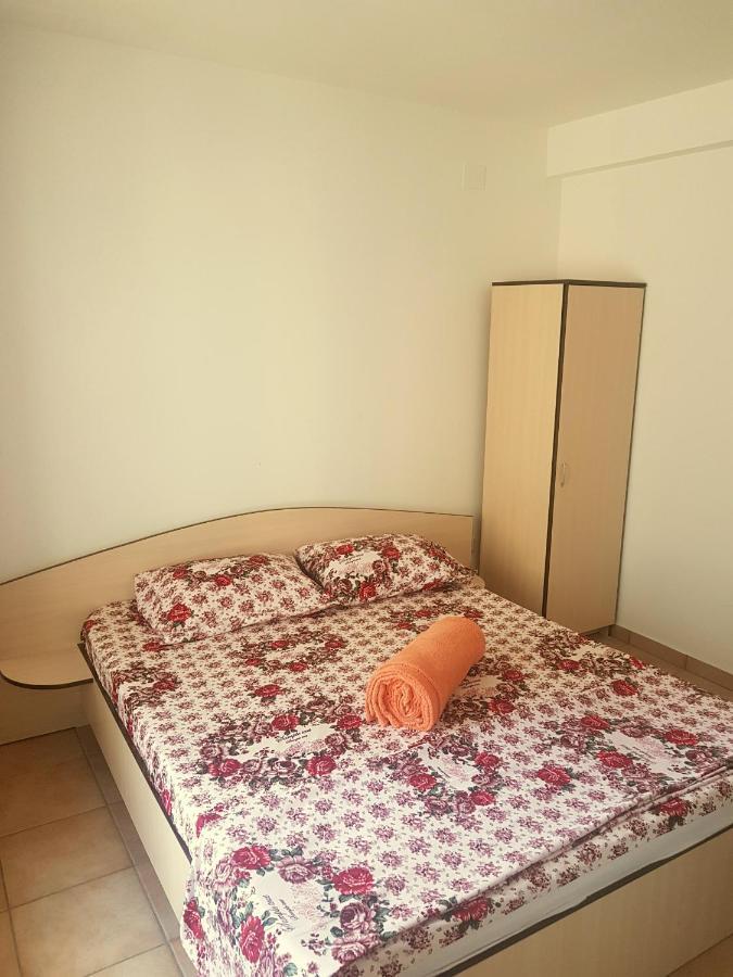 Vila Sol Gemenii Apartment Костинещи Екстериор снимка